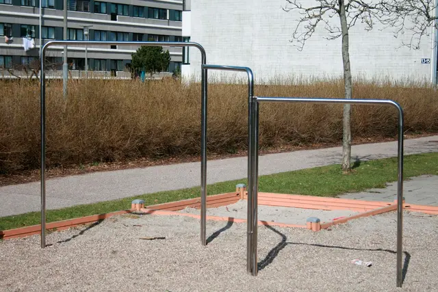 Trippelt kolbøttestativ L345 x H80-100-120 cm 