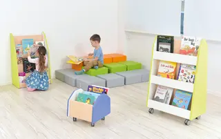 Quadro bokreol tosidig rød B90 x D38 x H98 cm