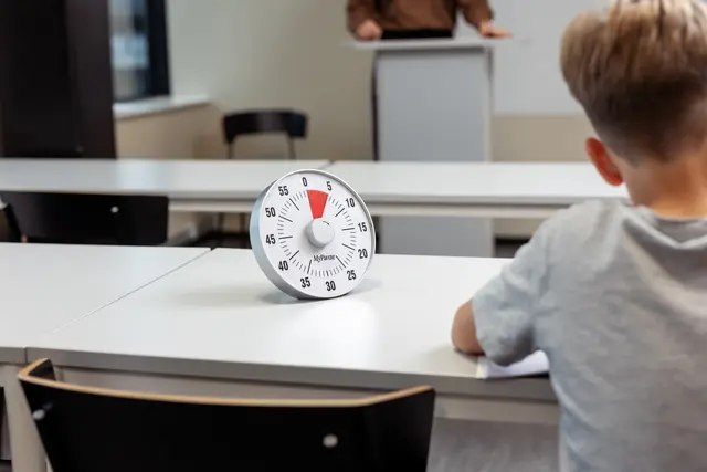 Konsentrasjonsklokke stor L19 x B19 cm 