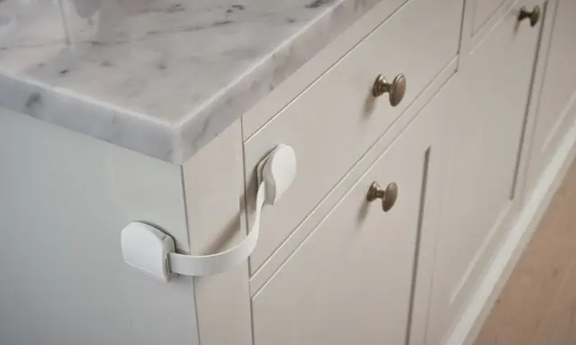 BabyDan multilås 2 stk, hvit 