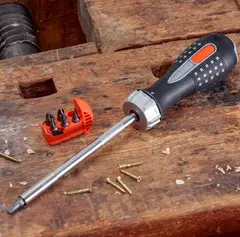 Skrutrekker med bits