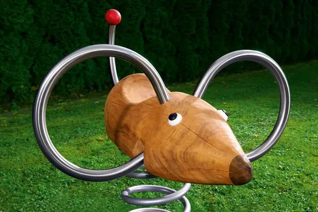 Mina vippe L90 x B67 x H71 cm 