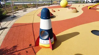 Space shuttle gummifigur 3D L140 x B140 x H210 cm