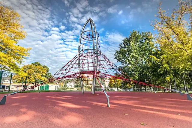 Spaceship klatrenett Ø864 x H539 cm 