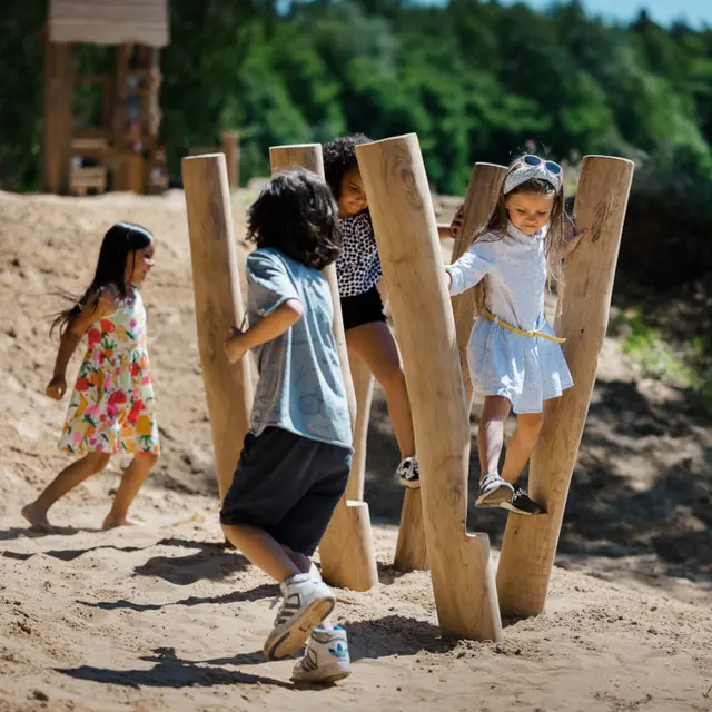 Arbor balansestylter L250 x B140 x H130 cm 