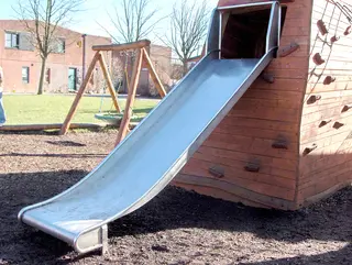 Terrengsklie L300 x B100 x H150 cm