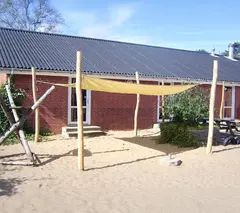 Solseil firkantet med stolper L420 x B420 cm