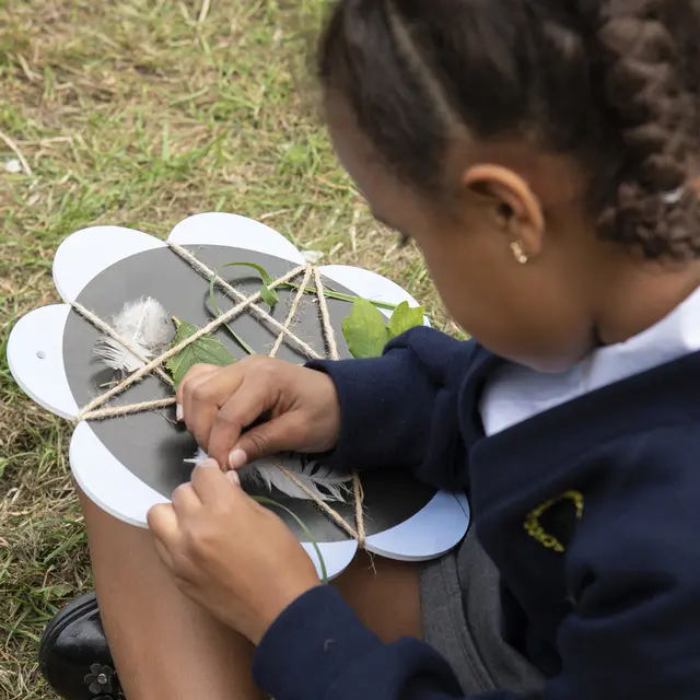 Core robinia spidernett B320 x D238 x H214 cm 