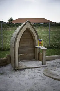 Core lillefix lekehytte L110 x B110 x H170 cm