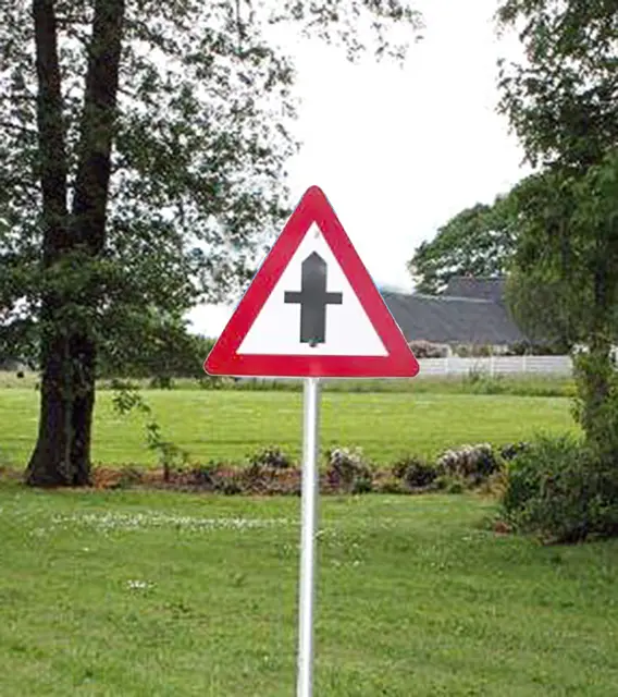 Trafikkskilt Veikryss 