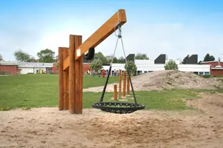 Core girafhuske med fuglerede L490 x B120 x H290 cm