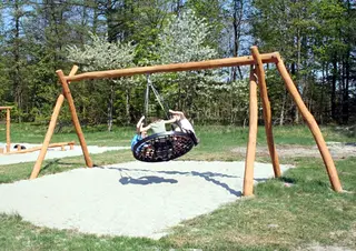 Core fugleredehuske i robinia multiswing L616 x B185 x H284