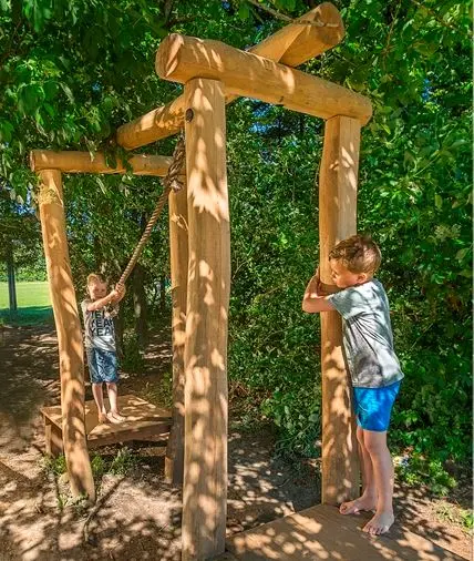 Core slengtau med plattformer L356 x B115 x H327 cm 