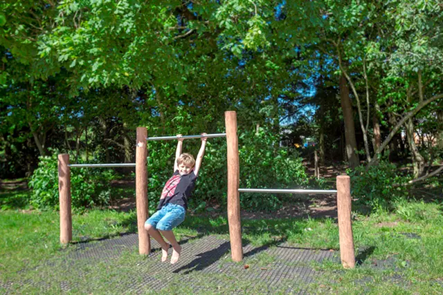 Core trippelt turnstativ L370 x B20 x H160 cm 