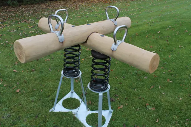 Core robinia kryssvippe 