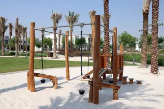 Robinia sandlek L474 x B230 x H310 cm