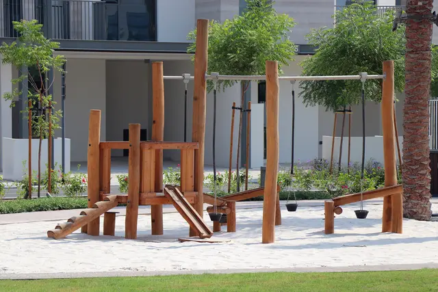 Robinia sandlek L474 x B230 x H310 cm 