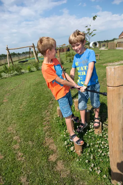 Trigonor Basic balansestolper med tau L210 x B30 x H130 cm 