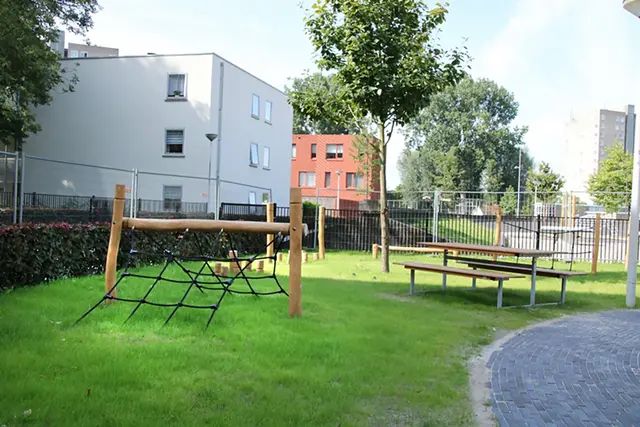 Trigonor Basic skrått klatrenett 2 L210 x B270 x H130 cm 