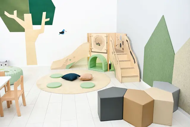 Eventyrskogen lekehjørne B227 x D244 x H119 cm 