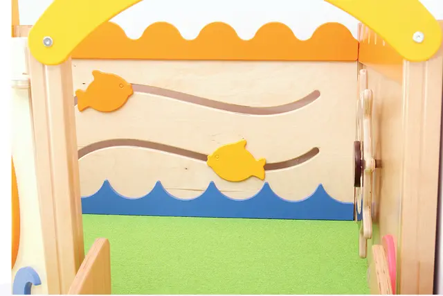 Båt lekehjørne med trapp og sklie B110 x D110 x H120 cm 