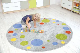 Leketeppe dots Ø200 cm
