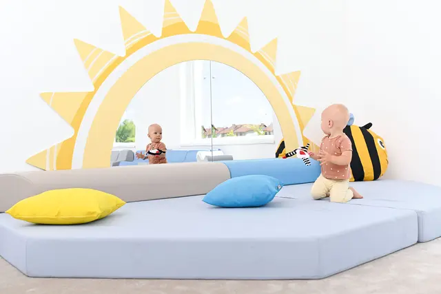 Sol hjørnespeil B250 x H127 cm 