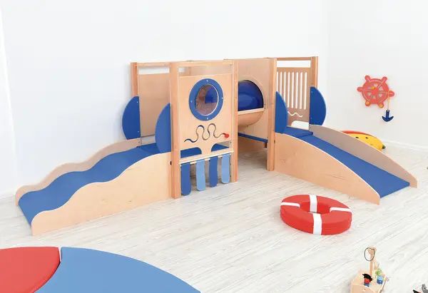 Lekehjørne Ubåt 3 B309 x D76 x H125 cm 