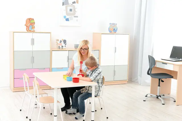 Quadro L reol for brede skuffer B80 x D42 x H125 cm 