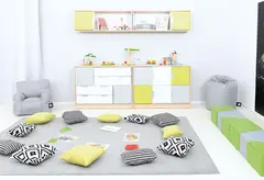 Quadro vegghengt hylle med skillevegg B117 x D42 x H41 cm, h&#248;yre