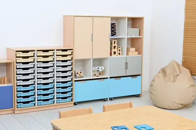 Quadro multifunksjonsskap B155 x D42 x H162 cm 