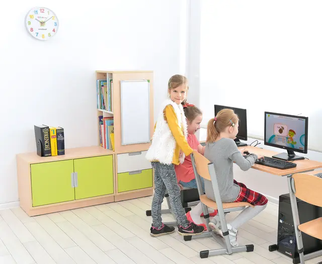 Quadro reol universalseksjon B42 x D42 x H125 cm 