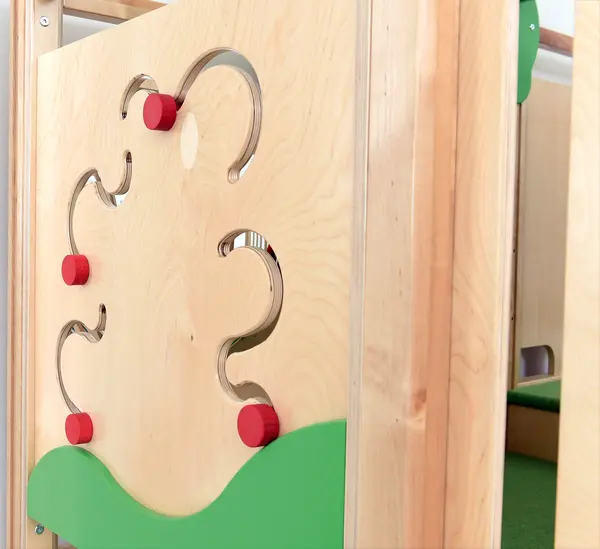 Lekehjørne i skogen B209 x D186 x H193 cm 