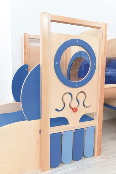 Lekehjørne Ubåt 1 B309 x D76 x H125 cm 