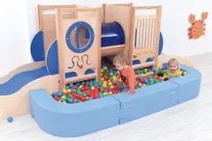 Lekehj&#248;rne Ub&#229;t med basseng B441 x D151 x H125 cm