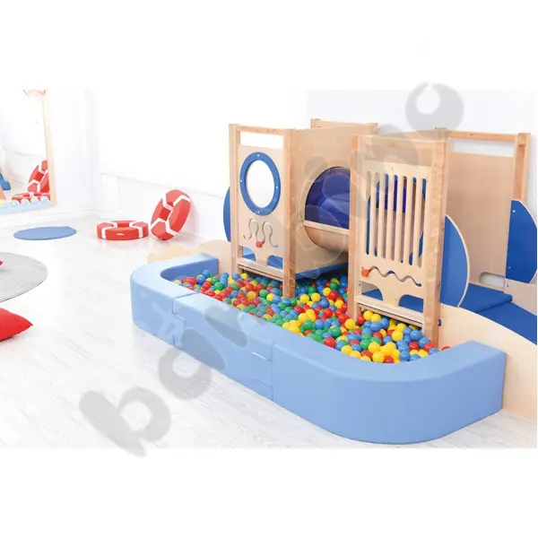 Lekehjørne Ubåt med basseng B441 x D151 x H125 cm 