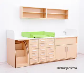 Oda stellebord til plastskuffer B104 x D75 x H88 cm
