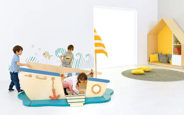 Lekebåt med madrasser B168 x D80 x H66 cm 