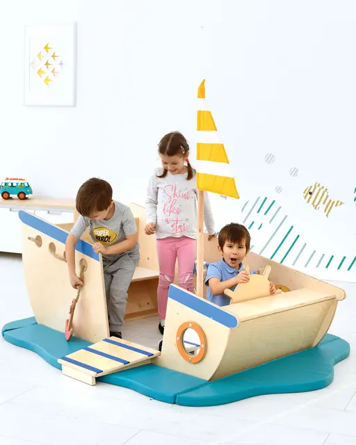Lekebåt med madrasser B168 x D80 x H66 cm 