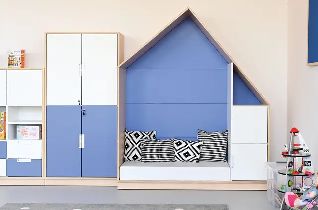 Quadro lesehus blå B155 x D60 x H186 cm 