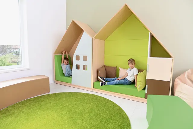 Quadro lesehus limegrønn B155 x D60 x H186 cm 