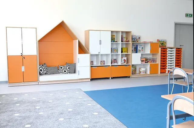 Quadro lesehus oransje B155 x D60 x H186 cm 