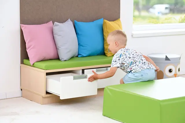 Quadro benk med madrass limegrønn B117 x D42 x H31 cm 