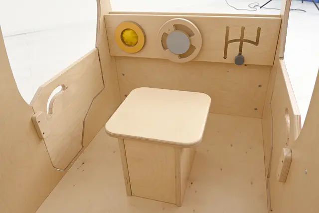 Brannbil lekebil B80 x D128 x H171 cm 