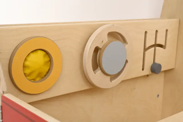 Brannbil lekebil B80 x D128 x H171 cm 