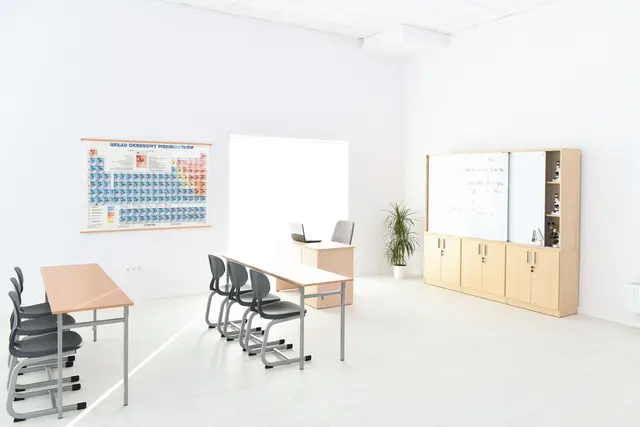 Colores C-stol Grå Sittehøyde 46 cm 