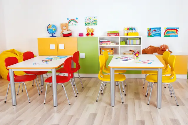 Colores stol junior gul Sittehøyde H34 cm 