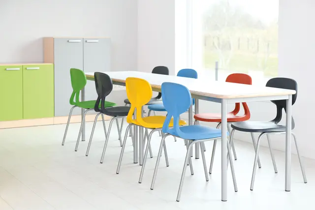 Colores stol rød Sittehøyde H42 cm 