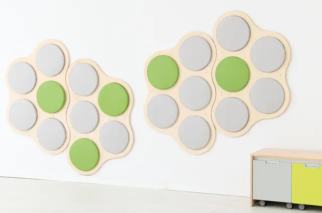 Veggpanel for sitteputer 