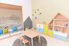 Tre veggdekorasjon B135 x H240 cm